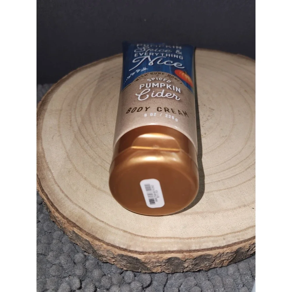 Bath & Body Works bath body